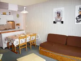 Le Curling B Hotel