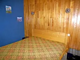 Le Curling B Hotel