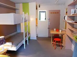 Le Curling B Hotel *