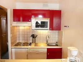 Le Curling B Hotel *