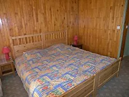 Le Curling B Hotel