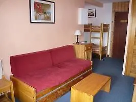 Le Curling B Hotel *