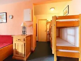 Le Curling B Hotel *